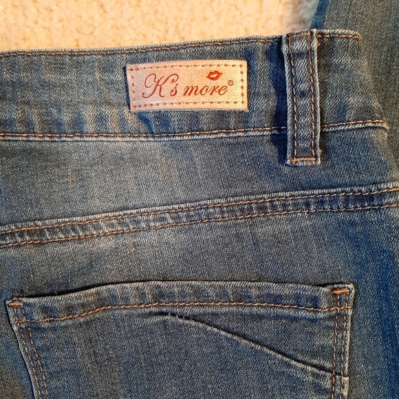 Skinny Leg Jeans - Picture 4 of 4